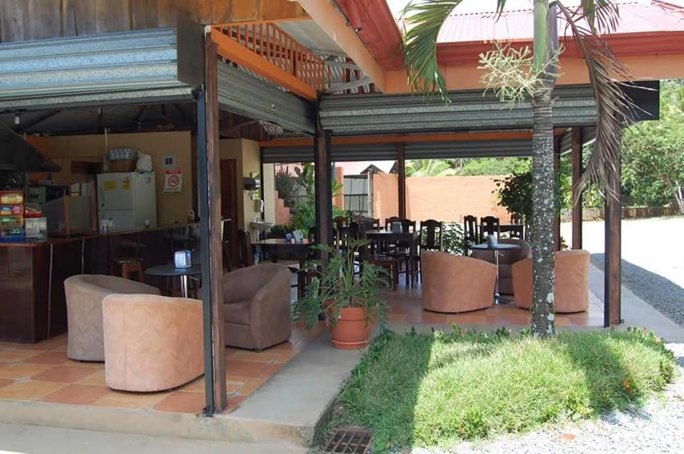 Hotel Amjeco San Isidro De El General エクステリア 写真