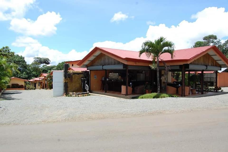 Hotel Amjeco San Isidro De El General エクステリア 写真