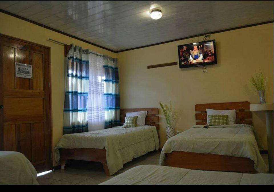 Hotel Amjeco San Isidro De El General エクステリア 写真